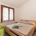 Con Piscina 14 * Trinità dʼAgultu